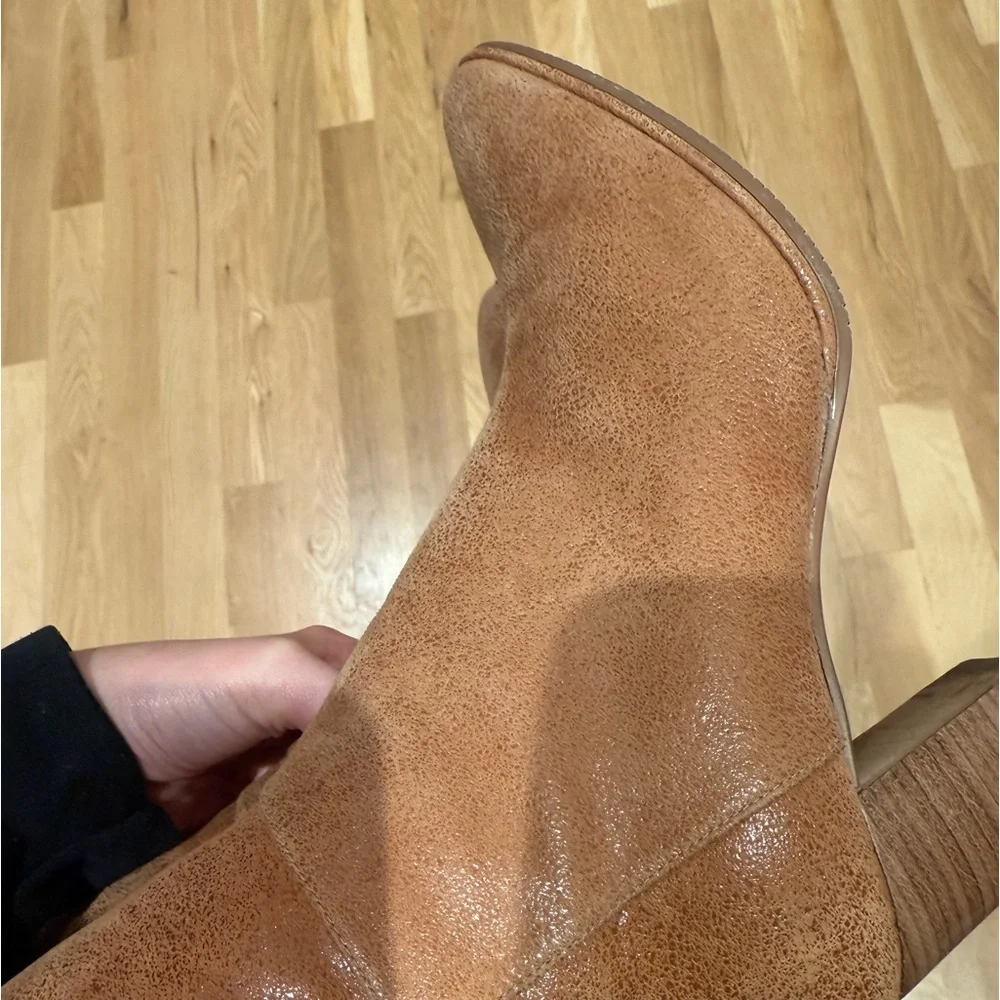 Stuart Weitzman boots - Picture 6 of 7